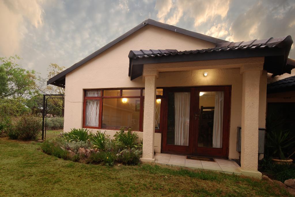 Hoopoe Haven Guest House Chartwell Екстер'єр фото