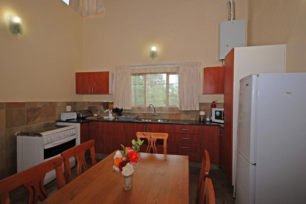 Hoopoe Haven Guest House Chartwell Екстер'єр фото